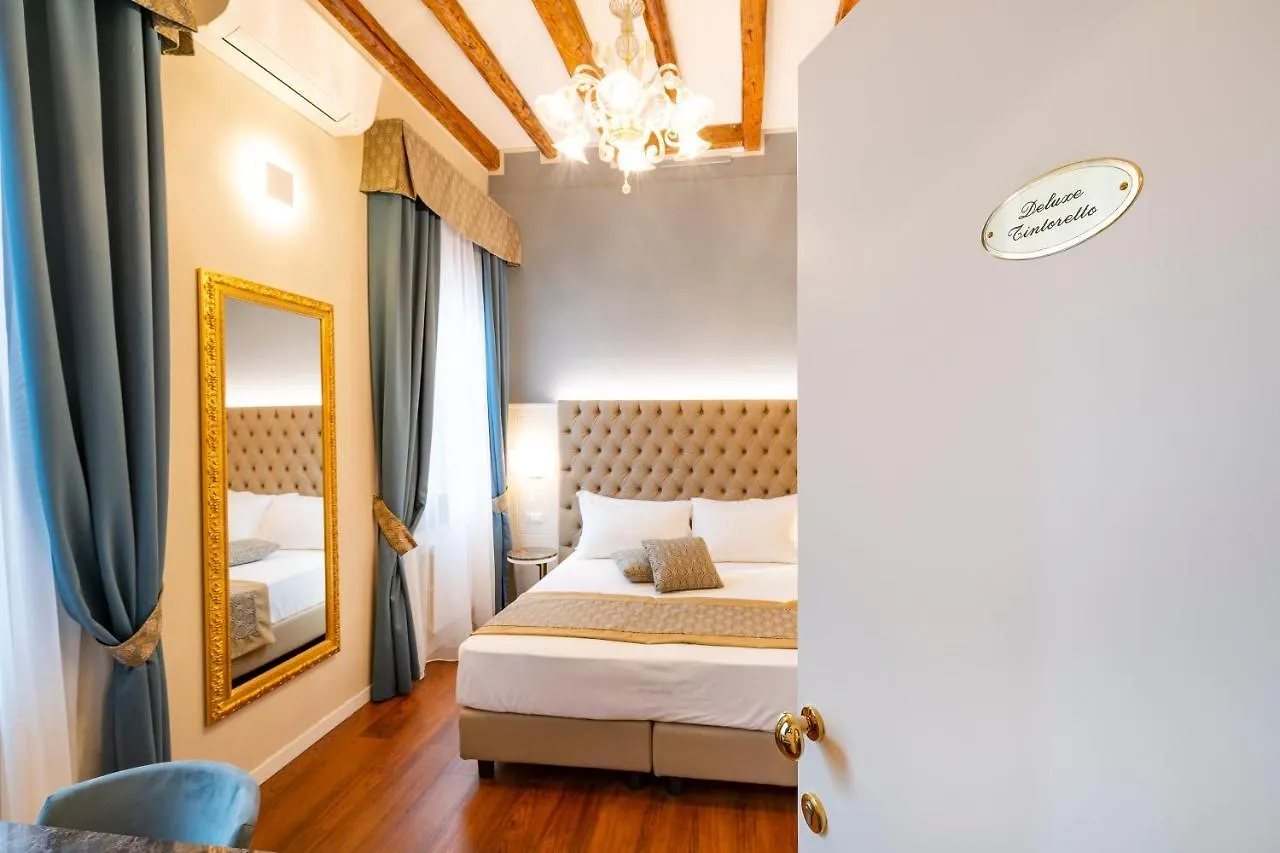 Residenza La Duchessa Deluxe Rooms Venice Italy