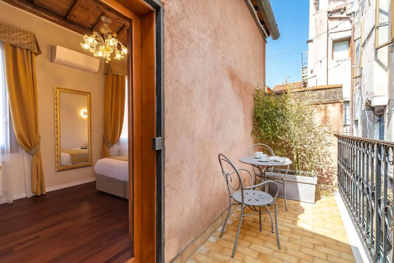 Affittacamere Residenza La Duchessa Deluxe Rooms Venezia