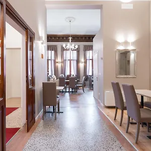Palazzo Martinelli Dolfin Venice